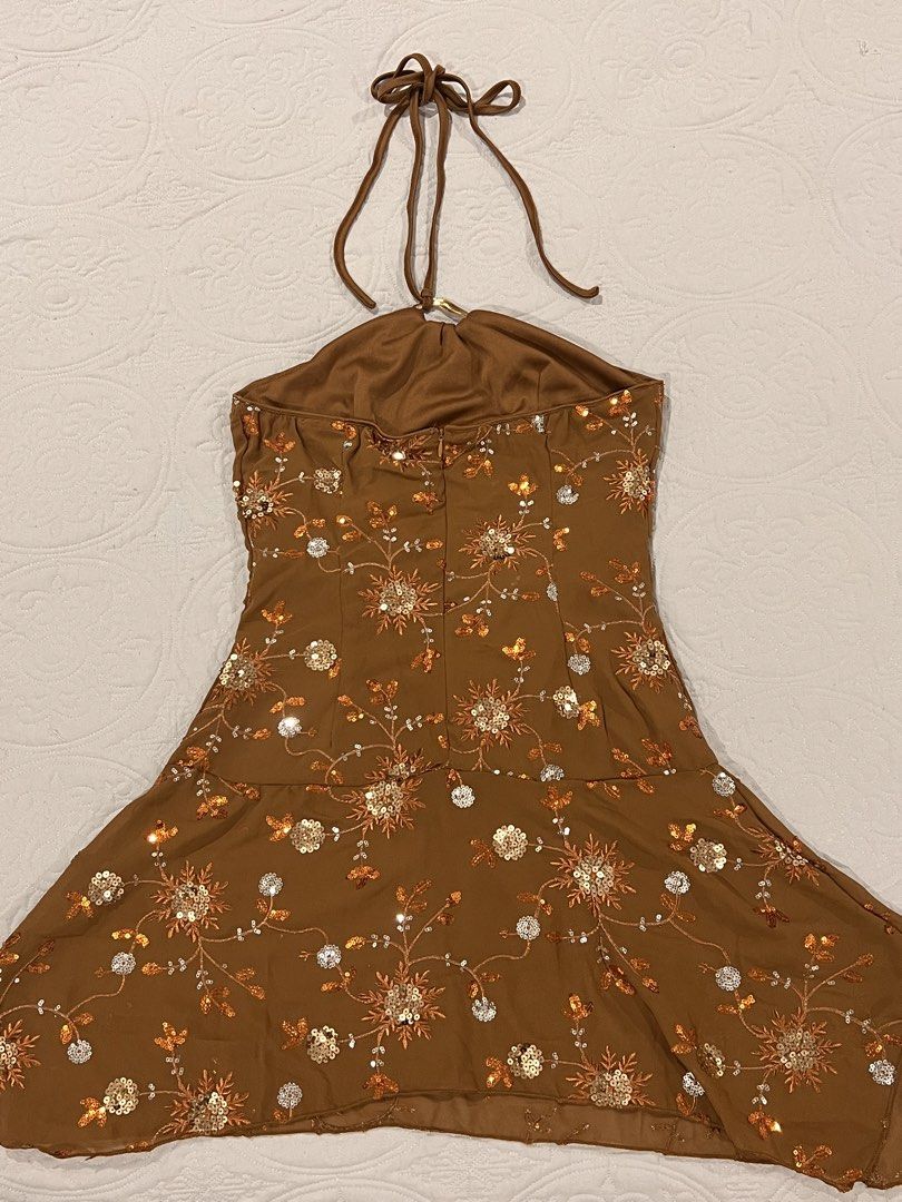 Brown Bohemian Sequin Halter Dress (Category: Dresses) located in Manila. Submitted by preloved_items122 (Listing ID 1468831110, Image 2). Description: .