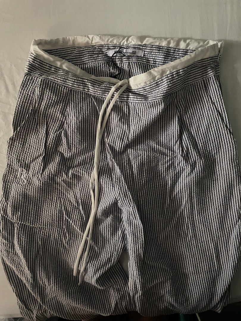 BSCO Striped Pants | Size XS | Pre-loved (Category: Clothes Drying Rack) located in Quezon City. Submitted by imnoturmom (Listing ID 1468753974, Image 1). Description: Selling my BSCO blue and white striped pants! • Brand: BSCO • Size: XS • Elastic waistband with drawstring • With pockets • Condition: Good Easy to style for casual, minimalist, or comfy everyday outfits! 💰 Price: 350 pesos last price 📩 Message me for inquiries! RFS: Decluttering