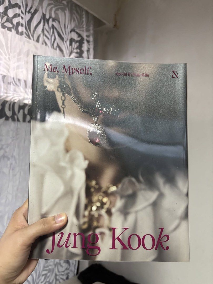 BTS JUNGKOOK PHOTOFOLIO (Category: Magazines) located in Quezon City. Submitted by prettysash (Listing ID 1468929082, Image 1). Description: BTS jungkook photofolio photobook only 400 .