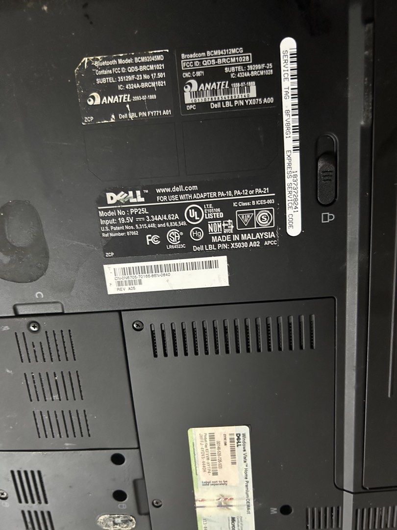 bulk old laptops (Category: Laptops & Notebooks) located in San Juan City. Submitted by alystrid (Listing ID 1468728167, Image 3). Description: selling these 4 old laptops,,by the bulk.