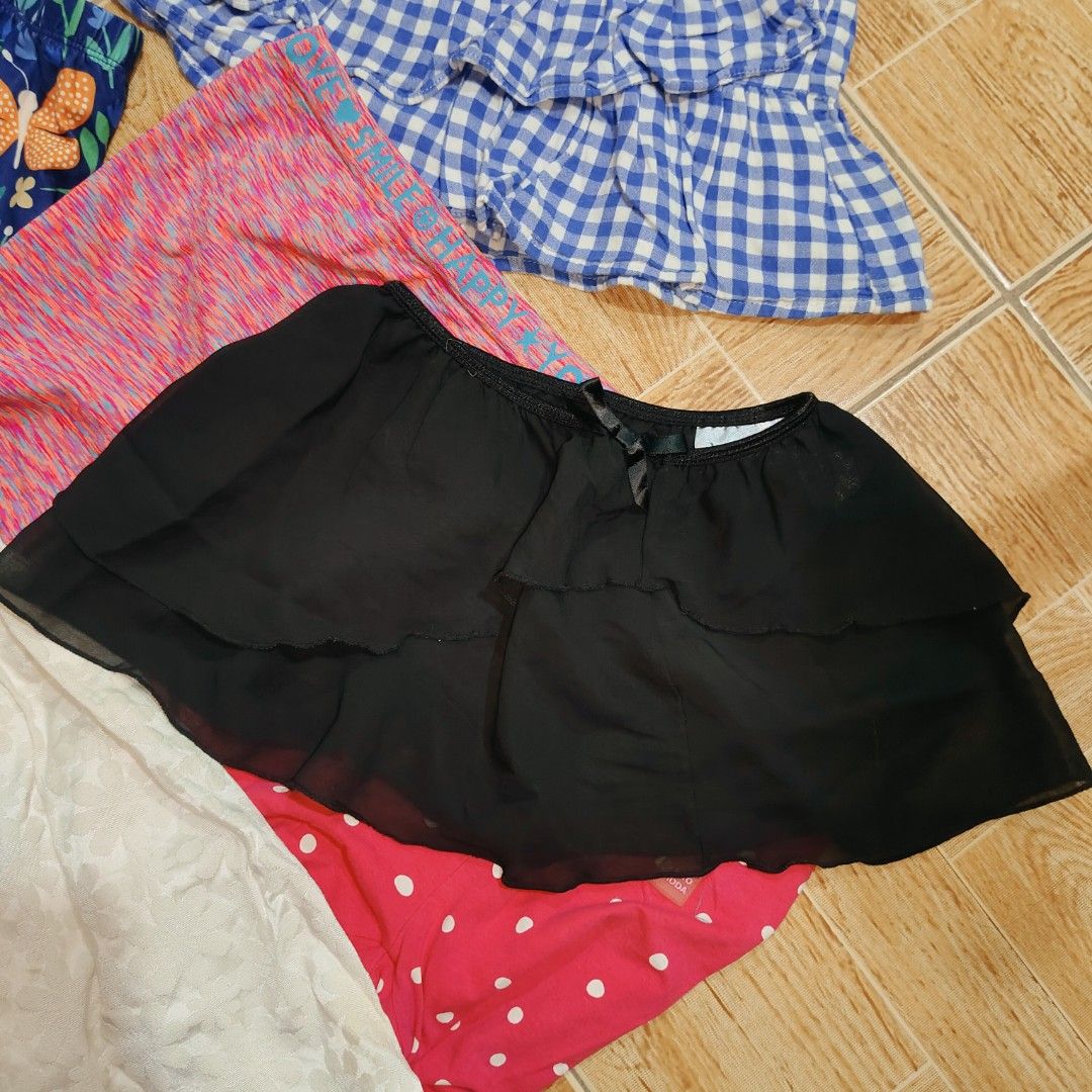 Bundle for girls 4-6y (Category: Babies & Kids Fashion) located in Quezon City. Submitted by thelittlebookworm_ (Listing ID 1468801311, Image 2). Description: - Bundle of 6 pieces for girls (fits 4 to 6 years old) - Includes 3 adorable skirts - Includes 3 comfortable leggings some brands are cat&jack, vero moda, little missmatched.. .