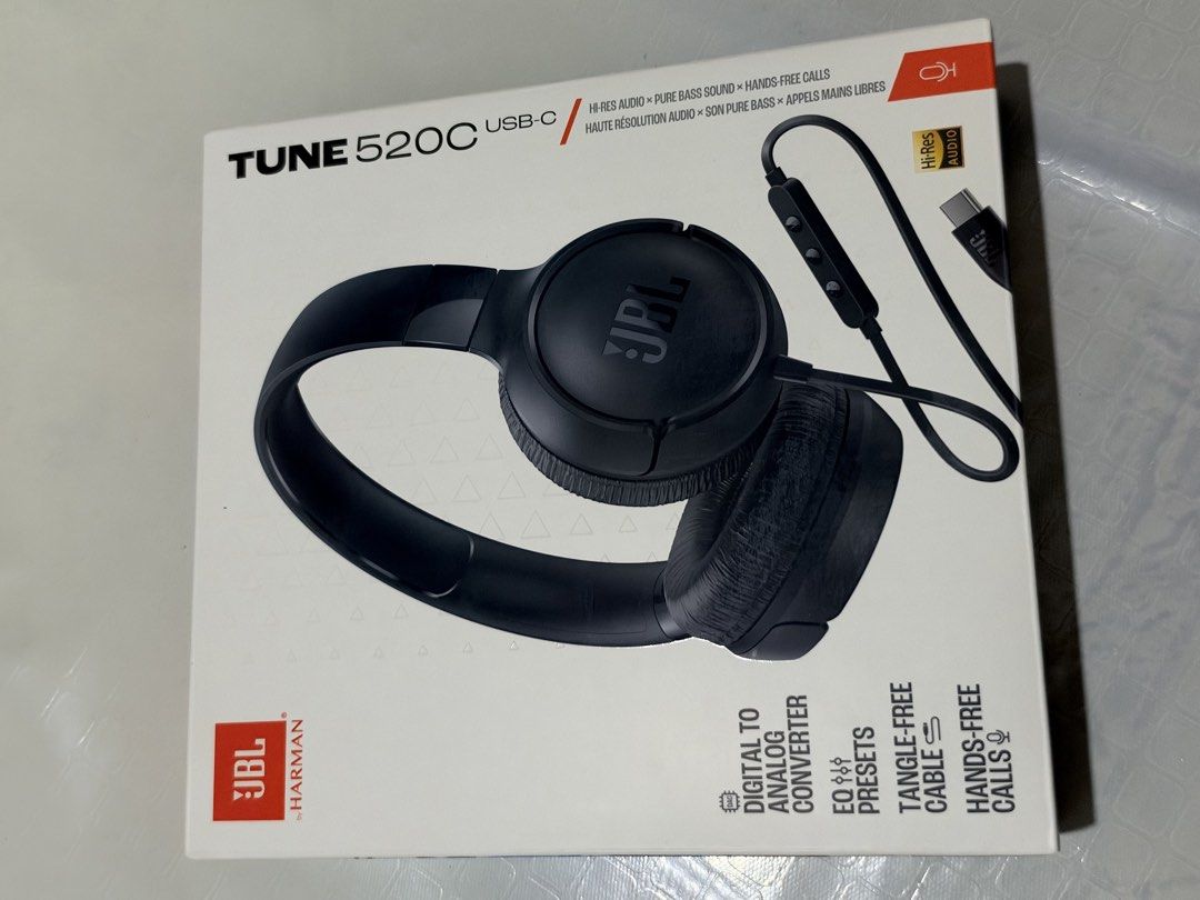 Bundle Gadget Accessories (Category: Other Accessories) located in Manila. Submitted by noreenpayapag (Listing ID 1468726875, Image 2). Description: GADGET ACCESSORIES FOR SALE 📦✨ All items are available for sale. Prices are negotiable! 1. JBL Tune 520C USB-C Headphones * Original Price: ₱2,499 * Suggested Selling Price: ₱1,800 2. Prism USB-C to USB-C Braided Cable * Original Price: ₱300–₱400 (estimated) * Suggested Selling Price: ₱250 3. Energe
