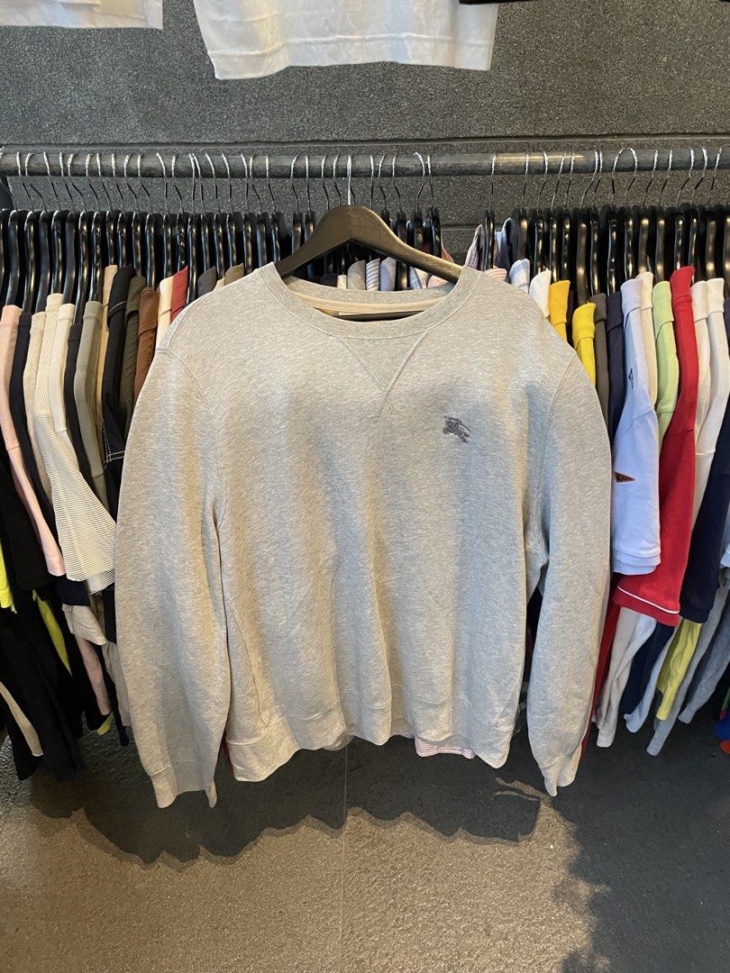 Burberry Embroidered Logo Crewneck (Category: Coats, Jackets and Outerwear) located in Angeles City. Submitted by wa2si (Listing ID 1468800686, Image 1). Description: Size: XL Excellent condition No flaws.