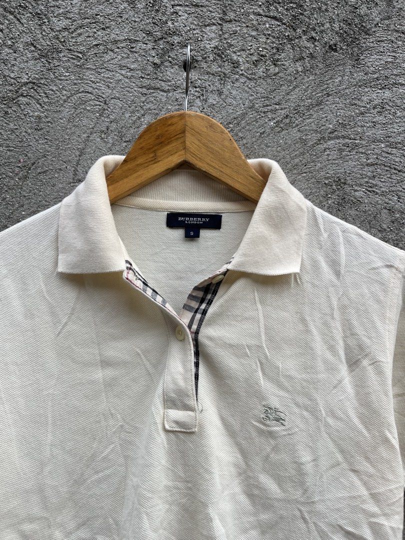 Burberry polo shirt (Category: Activewear) located in Dasmarinas. Submitted by a_thrifters (Listing ID 1468805231, Image 2). Description: Burberry polo shirt Size small Need wash .