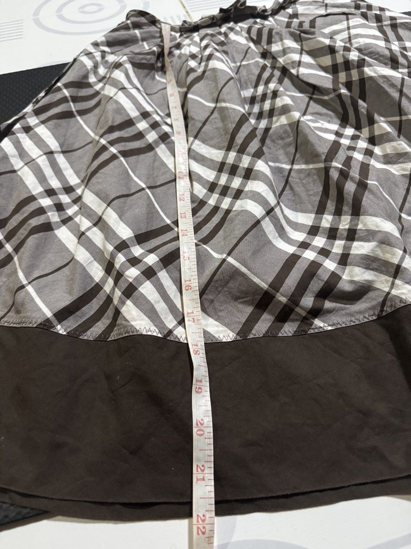 Burberry Skirt Blue Label (Category: Skirts) located in Cebu City. Submitted by etnaner (Listing ID 1468928020, Image 3). Description: Burberry blue label Skirt Size: 36 on tag fits 24/25 ( see actual dimes) Good condition slightly use and no issues .