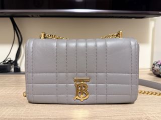 由 secondhandthingsssssss (刊登 ID 1468866981，圖片 1) 提交，位於 的 (類別：)，說明：。