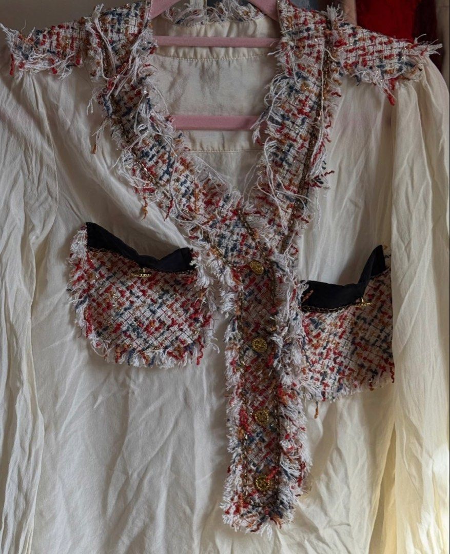Button Up Blouse with Tweed Accents (Category: Blouses) located in Lapu Lapu. Submitted by bzzzzarah (Listing ID 1468918111, Image 2). Description: .
