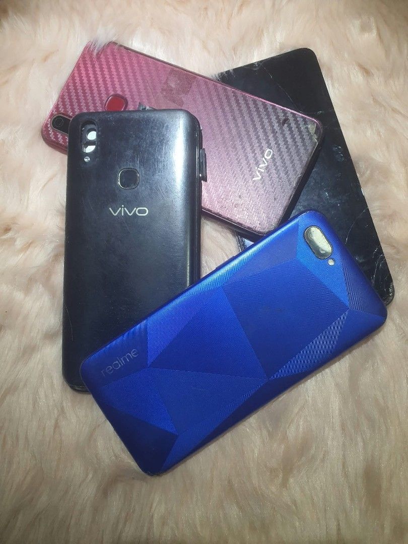Buying defective android phones (Category: Android Others) located in Manila. Submitted by mharchus-0 (Listing ID 1468853783, Image 2). Description: 📱 BUYING DEFECTIVE ANDROID PHONES! 📱 ​May sira o basag na Android phone ka ba na nakatambak lang sa bahay? Bibilhin ko na 'yan! 💸 ​🔥 FIX PRICES (BATAY SA INTERNAL STORAGE / ROM): ​💾 512GB ➡️ ₱1,200 ​💾 256GB ➡️ ₱800 ​💾 128GB ➡️ ₱600 ​💾 64GB ➡️ ₱400 ​💾 32GB ➡️ ₱200 ​⚠️ IMPORTANT REMINDERS / RE