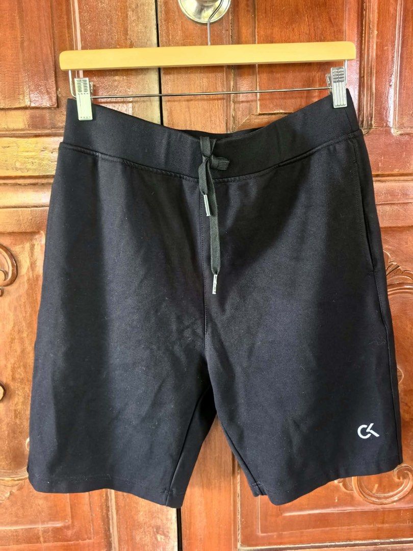 Calvin klein short (Category: Shorts) located in Tumauini. Submitted by calmearth-bc99 (Listing ID 1468721121, Image 2). Description: Like new.