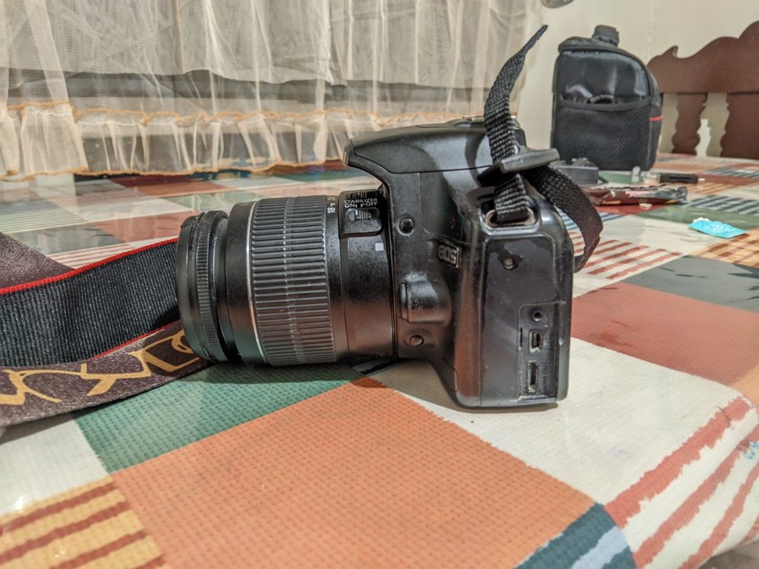 Canon EOS 500D (DSLR Camera) - ₱5,780 (Category: Cameras) located in Manila. Submitted by warmcrystal-4ec8 (Listing ID 1468777405, Image 3). Description: Released around 2009 ang model. Lightly used lang po ito for school projects/purposes dati, kaya hindi po nagamit sa mga heavy coverage/events. May kaunting blueish tint / light bleed sa LCD screen due to age, pero sa LCD display screen lang po 'yun. ​All buttons, flash, autofocus, and sensor ar