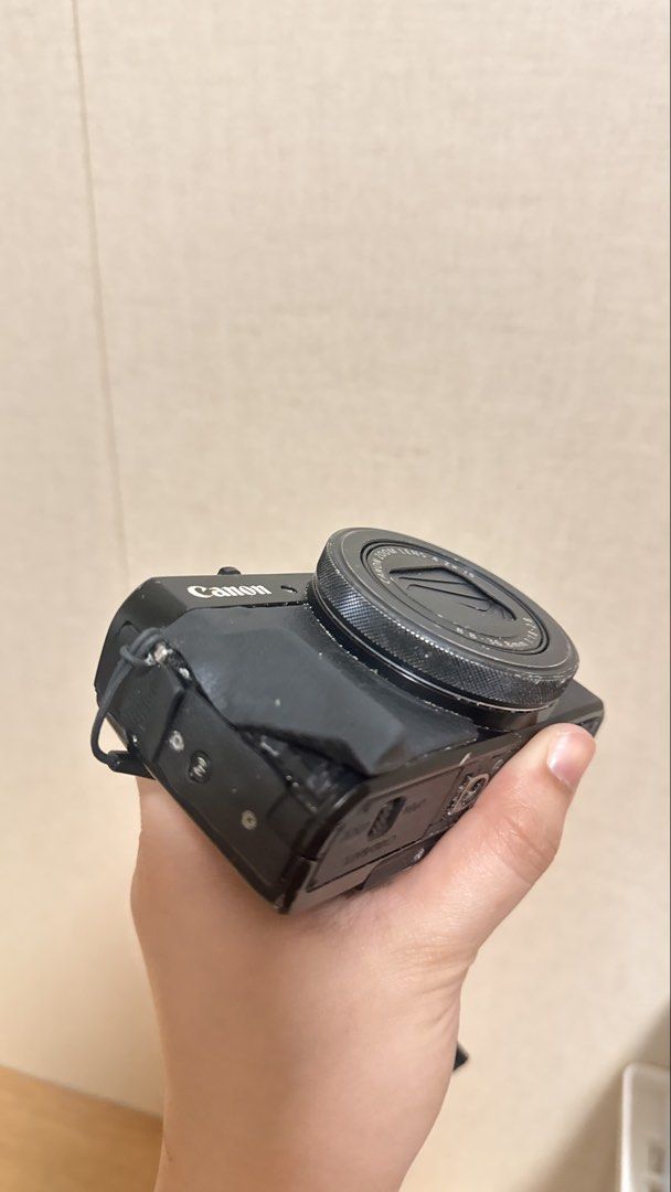 Canon G7X Mark II (Category: Cameras) located in Manila. Submitted by isobelxcarreon (Listing ID 1468794226, Image 2). Description: Freebies: Charger 2 Canon Batteries 8GB SD Card (Transcend) Camera Silicone Case Card Reader (USB) Camera Case Camera Bag Smart Tag (Tracker) Camera Stand Fully functional. Minor cosmetic wear: silicone body is peeling and lifting (as shown) but does not affect functionality of the camera. RFS: No longer being used..