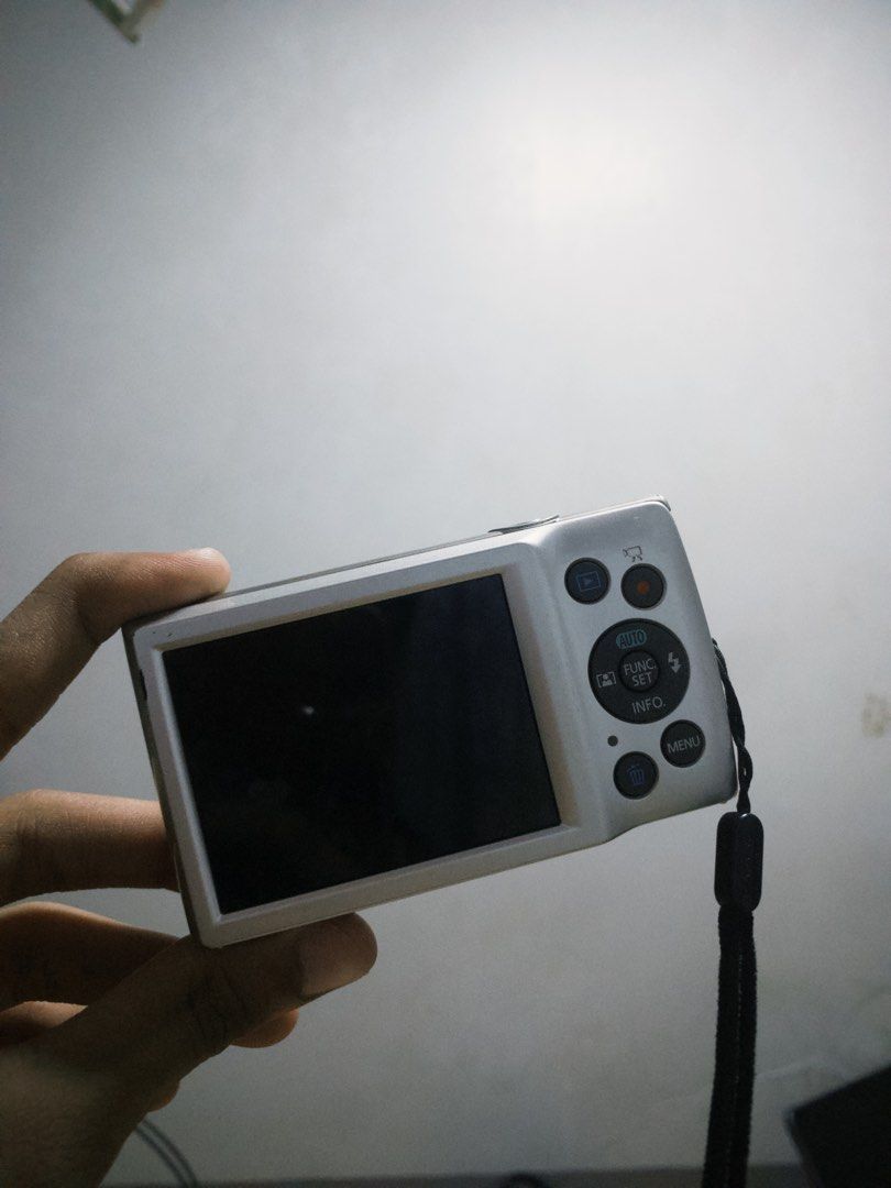 Canon ixus 175 (Category: Cameras) located in Manila. Submitted by allanjoshu90066 (Listing ID 1468837151, Image 1). Description: Canon IXUS 175 Digital Camera (20.0MP, 8x Zoom) – Excellent Condition 6,000php Condition: • 100% Fully Functional: Tested and works perfectly with no operational issues. • Great Cosmetic Shape: Looks like new overall with very clean glass and body. • Note: Has one tiny paint chip on the side and is missing the port cov