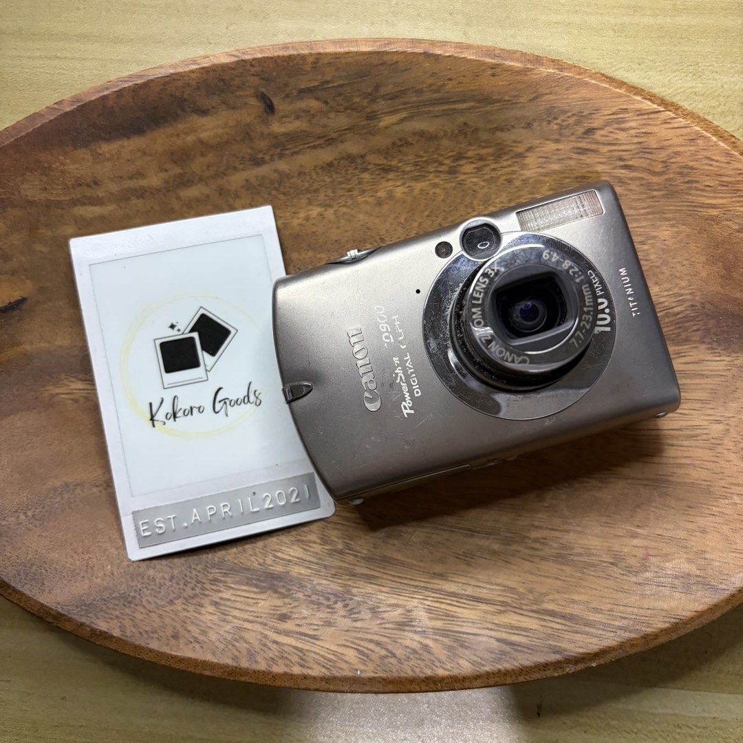 Canon PowerShot SD900 Digital Elph Camera Digicam (Category: Cameras) located in Caloocan City. Submitted by lynaldeax (Listing ID 1468827566, Image 1). Description: Canon PowerShot SD 900 Digital Elph aka Digital IXUS 900 Ti aka IXY Digital 1000 Issue: Lens Error - naka-retract lang ang camera lens / hindi bumababa Inclusions: Camera only Selling as is. Issue posted..