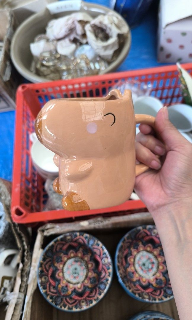 Capybara Ceramic Mug (Category: Coffee & Tea Tableware) located in Mandaluyong City. Submitted by tinebellen (Listing ID 1468745416, Image 3). Description: Japan Surplus.
