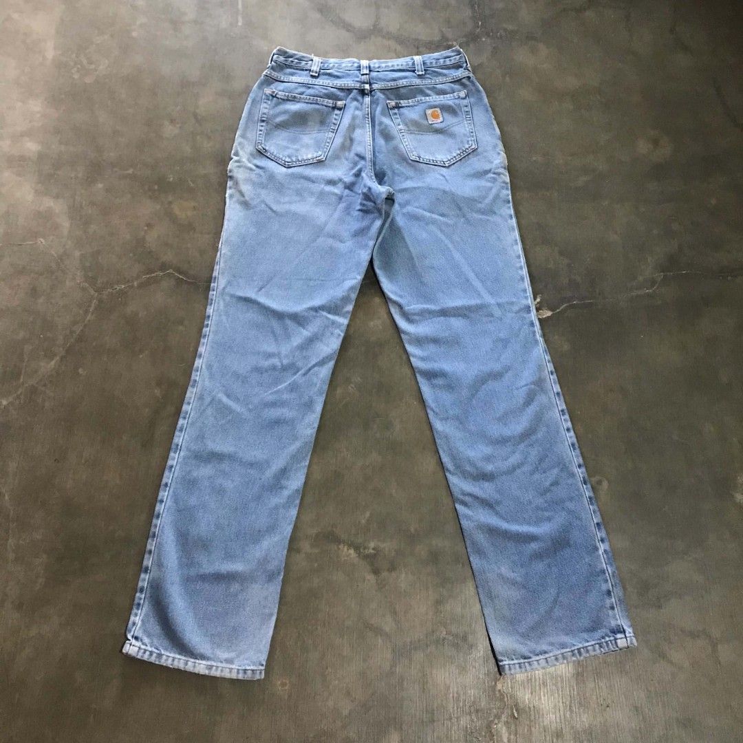 Carhartt jeans (Category: Jeans) located in San Jose. Submitted by coin_flip25 (Listing ID 1468716854, Image 2). Description: 32/36.