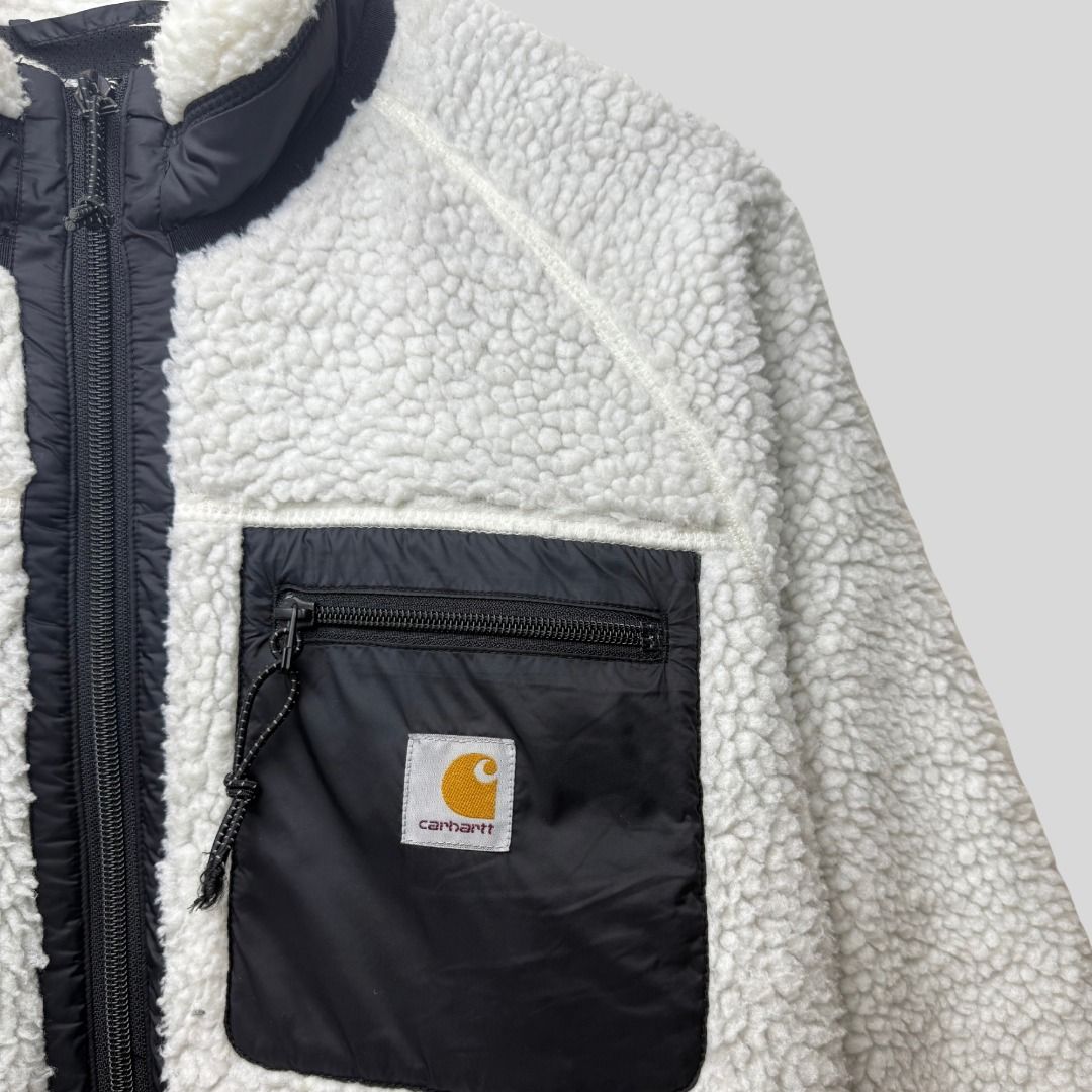 CARHARTT SHERPA JACKET (Category: Hoodies) located in La Trinidad. Submitted by suave.arc (Listing ID 1468861016, Image 2). Description: CARHARTT SHERPA JACKET EXCELLENT CONDITION SIZE: M ( 21x27 ) LOCATION: BAGUIO CITY / LA TRINIDAD SHIPPING via JNT.