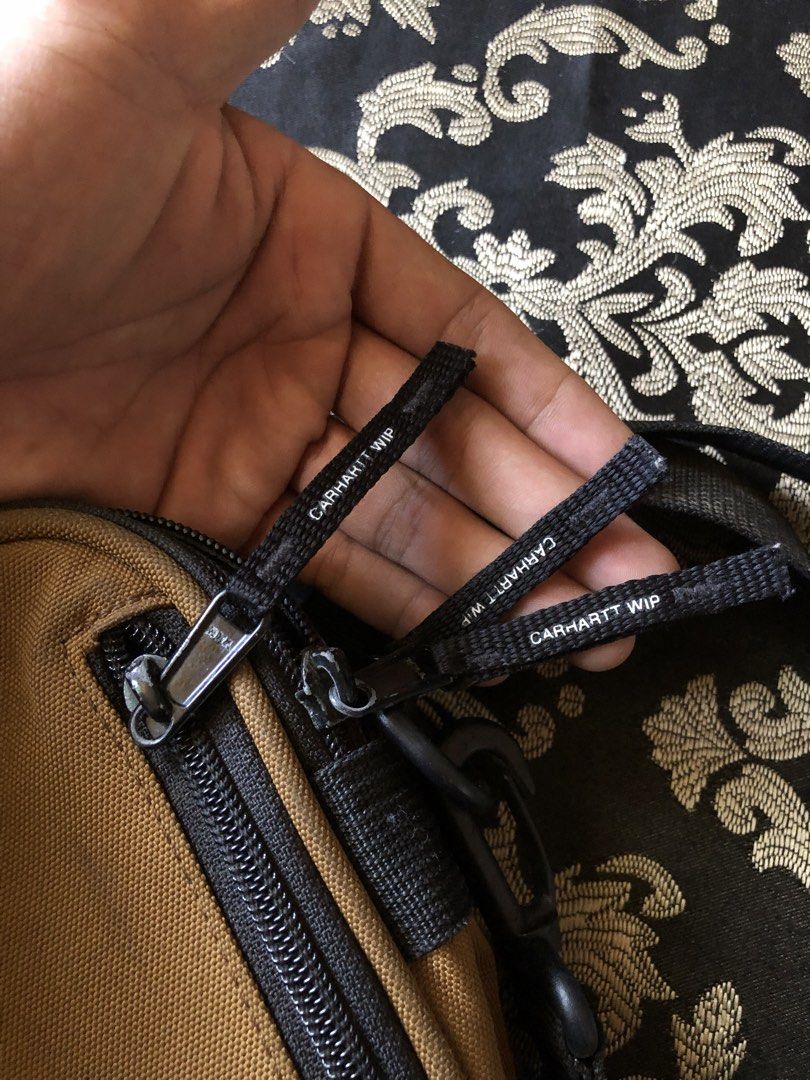Carhartt WIP Essentials Bag Small (Category: Sling Bags) located in Dipolog. Submitted by sellgoodsitem_2k23 (Listing ID 1468774520, Image 3). Description: Crispy condition (Needwash) Colorrate:10/10.