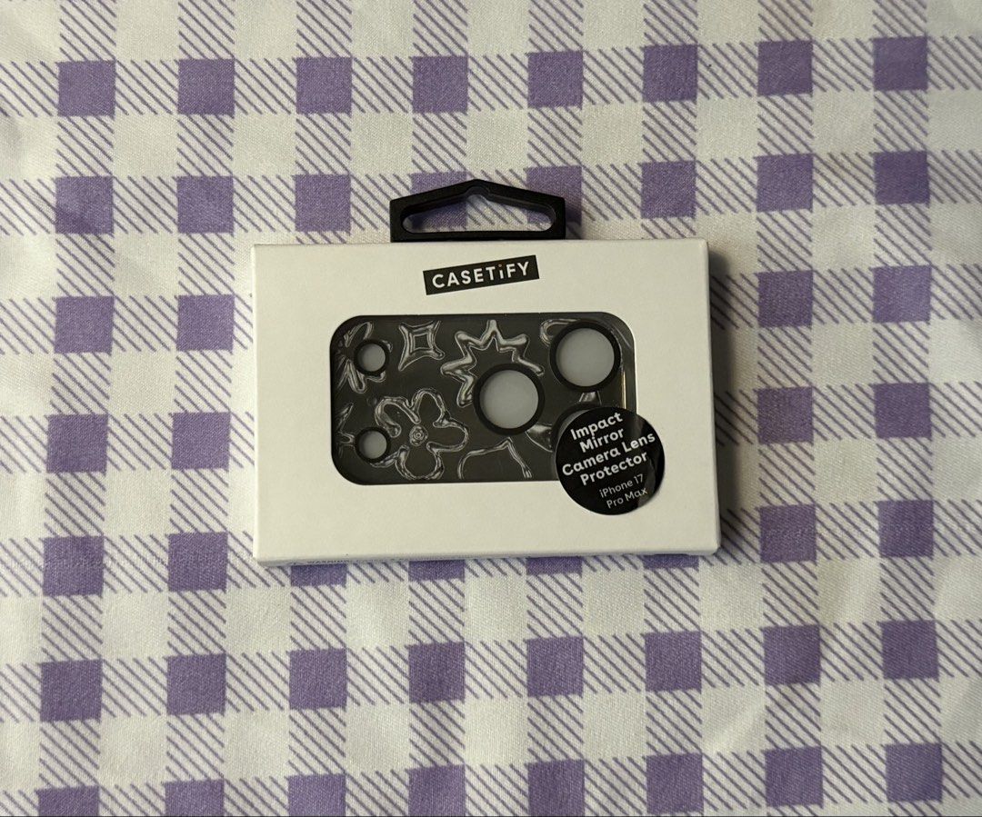 casetify impact mirror camera lens protector for iphone 17 pro max (Category: Cases & Sleeves) located in Mandaluyong City. Submitted by kassandramarie27_ (Listing ID 1468823403, Image 1). Description: for sale - for ip17pm casetify impact mirror camera lens protector = ₱1200 (never been used) mode of payment: gcash maribank or rcbc mode of delivery: j&t or lalamove/grab exp location: mandaluyong city.