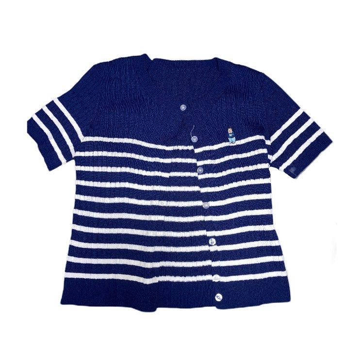 casual comfy blue and white stripped blouse (Category: Others Tops) located in Taguig. Submitted by closetfromyu (Listing ID 1468848969, Image 1). Description: 📍 taguig city mod: jnt or lalamove mop: gcash or maribank ‼️ REMINDERS: - payment first basis - shipping fee will be shouldered by the buyer - no rush shipping, no refunds, & no returns size: small.