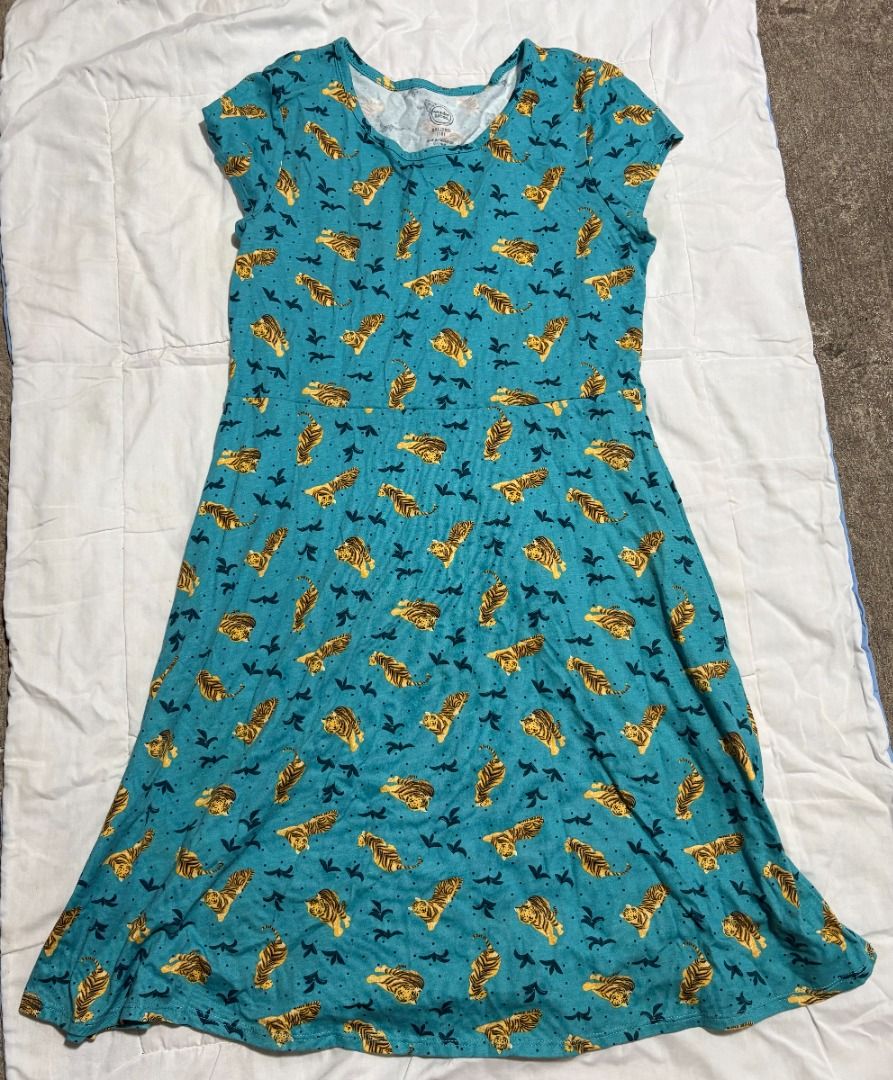 Casual Dresses 6-8 yo (Category: Babies & Kids Fashion) located in Marikina City. Submitted by thrifty_trinkets_by_anais (Listing ID 1468813366, Image 1). Description: 🌸 Selling own preloved/brand new items for less - EVERYTHING is negotiable as long as REASONABLE in price 🤗 🙏🏻 Please also check my account for more marked down items 🫶 📍Marikina near S&R/Uniqlo 💳 Maribank/Maya 🏍️ Grab/Lalamove/J&T (by schedule) 🗓️ Offers/Reservations will