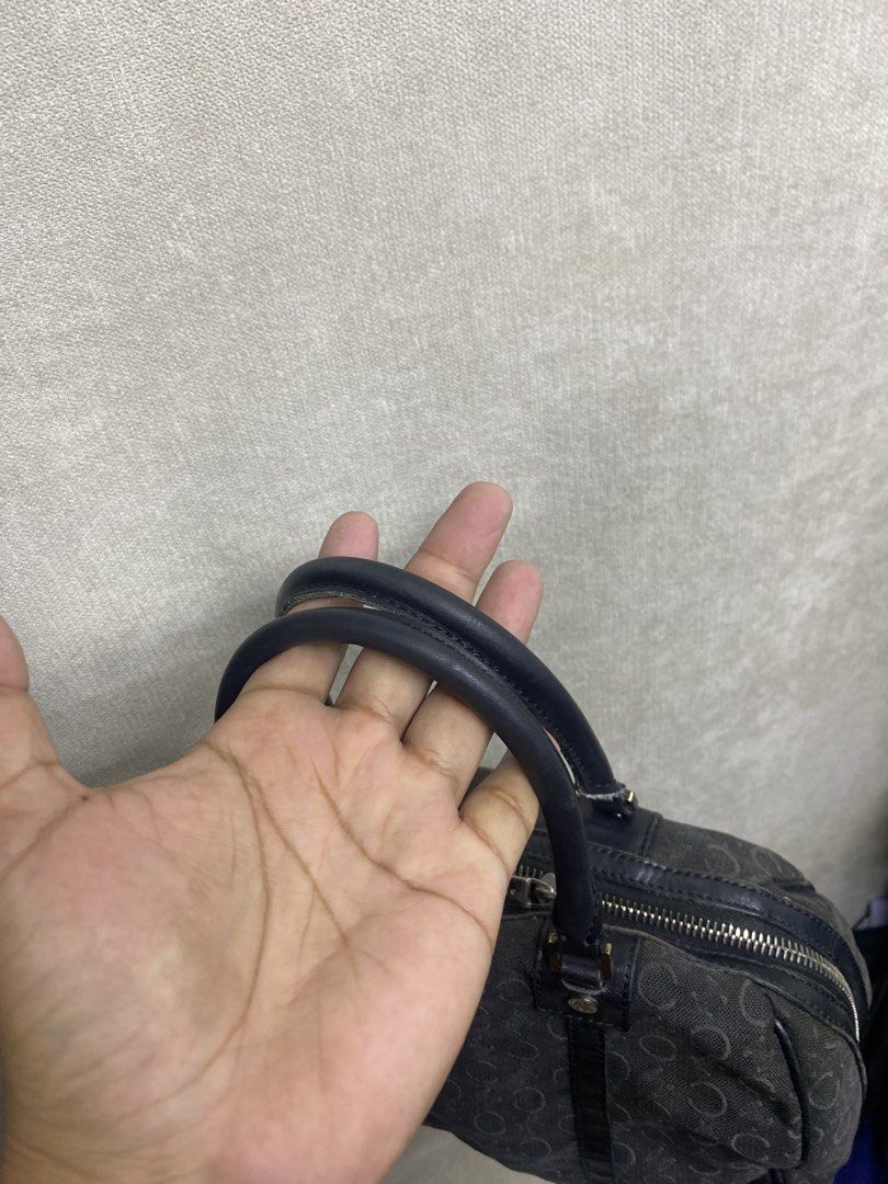 Celine - Vintage Macadam Hand Bag (Category: Luxury Bags & Wallets) located in Valenzuela. Submitted by rektasource.ph (Listing ID 1468875868, Image 3). Description: Celine - Vintage Macadam Hand Bag Good condition Check picture for issue Dm for other details.