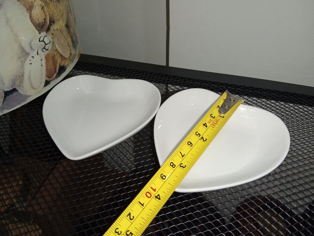 CERAMIC DUO SMALL SAUCERS (Category: Dinnerware & Cutlery) located in Kawit. Submitted by gieclutter (Listing ID 1468721503, Image 2). Description: Flakers and joy reservers are 𝗻𝗼𝘁 𝗮𝗹𝗹𝗼𝘄𝗲𝗱 Actual photos All sales are final—no returns, exchanges, or refunds 𝗖𝗢𝗡𝗗𝗜𝗧𝗜𝗢𝗡: ・𝗡 ・minor scratches 𝗟𝗢𝗖𝗔𝗧𝗜𝗢𝗡: Kawit, Cavite 𝗠𝗢𝗣: 𝗣𝗙/NO COD Item price + ₱𝟳𝟱 Minimum SF *rates vary based on weight and location 𝗠𝗢𝗗: J&T Regula