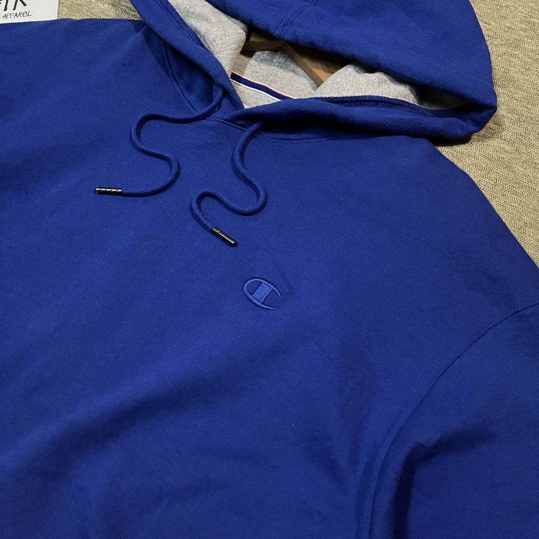 Champion Basic Logo Hoodie (Category: Hoodies) located in Batangas. Submitted by reyr. (Listing ID 1468864603, Image 3). Description: Dimes: 22” width | 28” length Condition: Excellent Color rate: 9.7/10 Flaws: None.