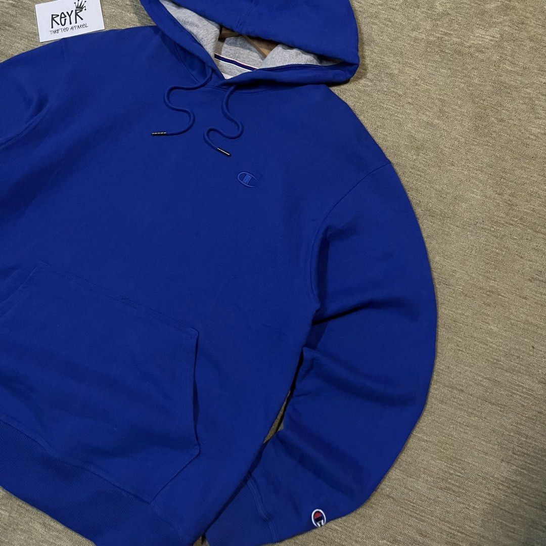 Champion Basic Logo Hoodie (Category: Hoodies) located in Batangas. Submitted by reyr. (Listing ID 1468864603, Image 2). Description: Dimes: 22” width | 28” length Condition: Excellent Color rate: 9.7/10 Flaws: None.