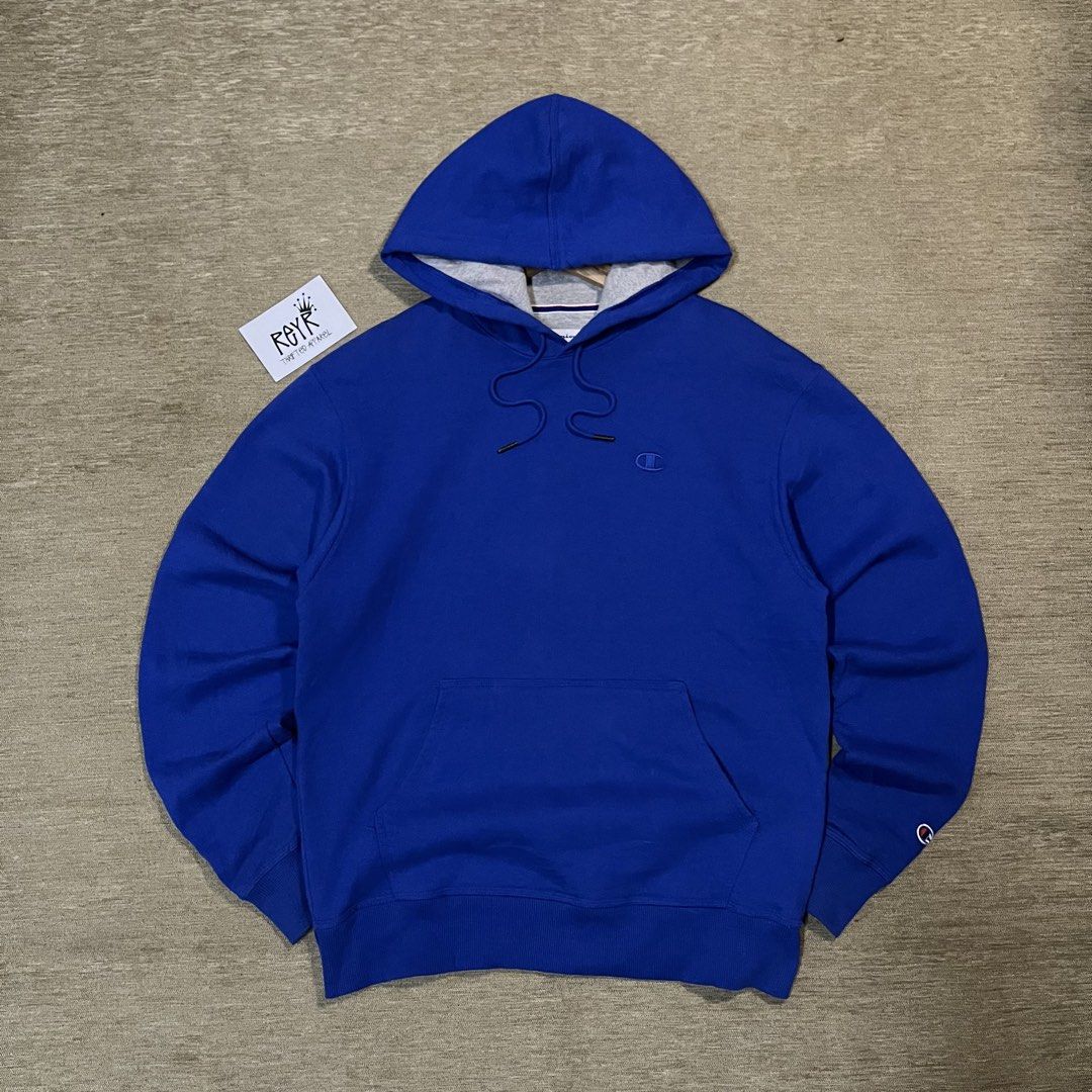 Champion Basic Logo Hoodie (Category: Hoodies) located in Batangas. Submitted by reyr. (Listing ID 1468864603, Image 1). Description: Dimes: 22” width | 28” length Condition: Excellent Color rate: 9.7/10 Flaws: None.