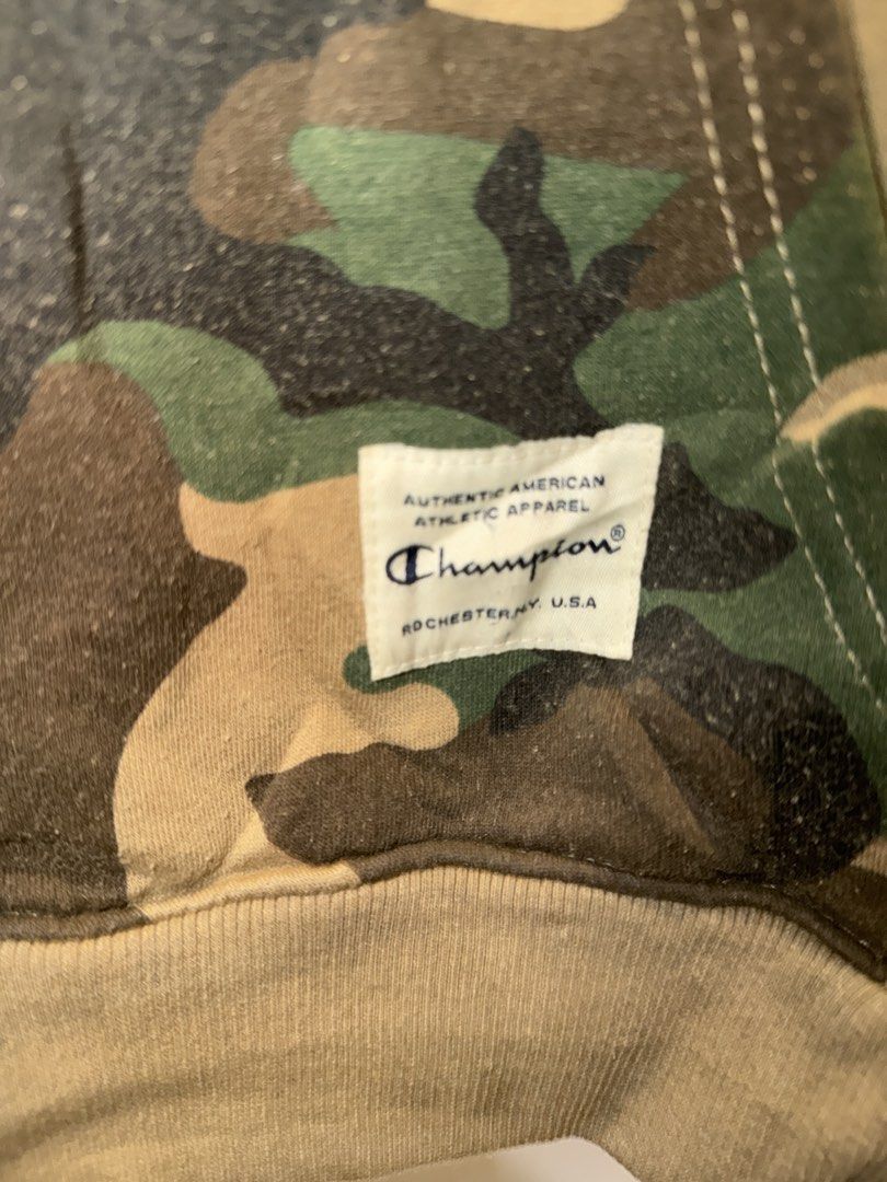 Champion Camo Script Hoodie (Category: Coats, Jackets and Outerwear) located in Manila. Submitted by johnlee0212 (Listing ID 1468877633, Image 3). Description: Champion Camouflage Script Logo Size on tag: Medium Dimes: W: 21 x L: 26 No issue Location: Cubao.