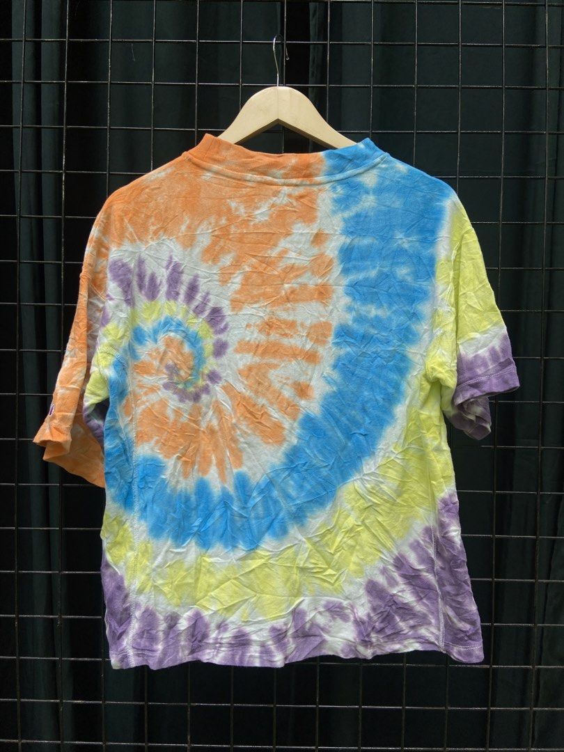 CHAMPION TIE DYE REVERSE WEAVE BRAND NEW (Category: Blouses) located in Salug. Submitted by bagdoi_finds (Listing ID 1468868782, Image 2). Description: .