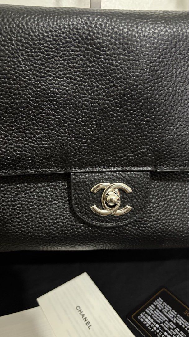 Chanel Maxi Flap Bag (Category: Luxury Bags & Wallets) located in Manila. Submitted by the.japan.collectives (Listing ID 1468732865, Image 3). Description: 💯Guaranteed Japan Sourced Bag.