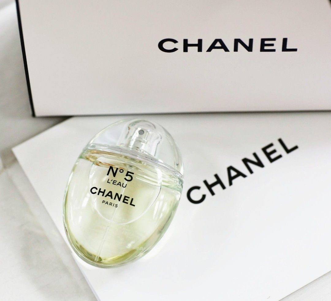 Chanel N°5 L' Eau Egg EDP - 100ml Limited Edition (Category: Fragrance & Deodorants) located in Manila. Submitted by ms.biancatan (Listing ID 1468771879, Image 1). Description: .