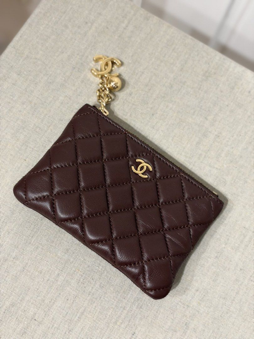 Chanel pouch / coin purse (Category: Luxury Bags & Wallets) located in Binan City. Submitted by ladylacy24 (Listing ID 1468884648, Image 1). Description: pm for more details .