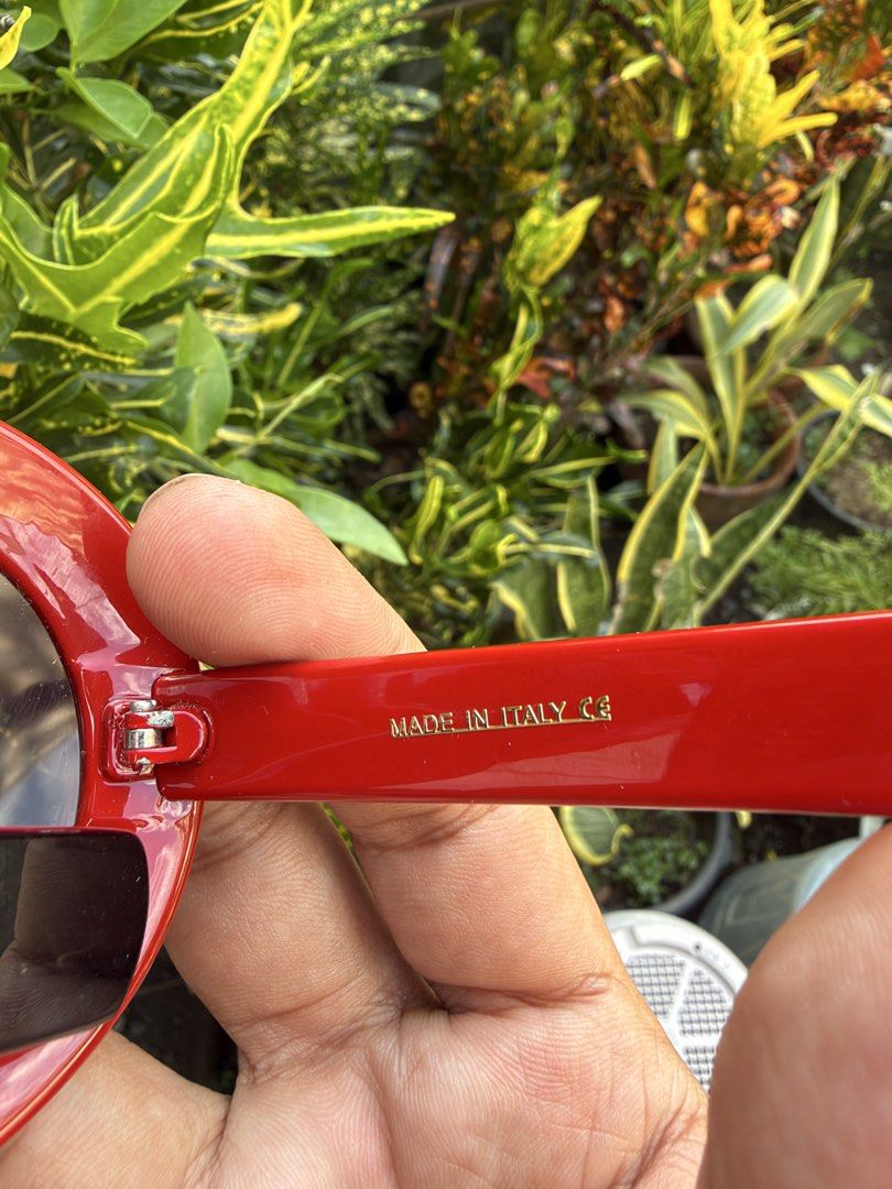 Chanel sunglasses (Category: Luxury Accessories) located in Bayambang. Submitted by frugal_vouge (Listing ID 1468777887, Image 3). Description: With minor issue see last pic.