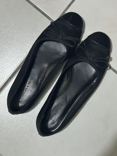 (Category: ) located in . Submitted by the23rd_preloved (Listing ID 1468881189, Image 1). Description: .