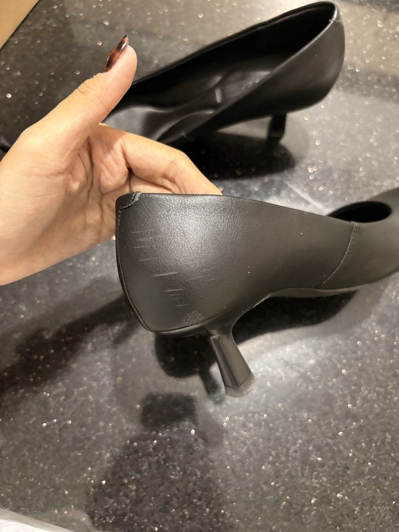 Charles & Keith Black Kitten Heels 37 (Category: Heels) located in Pasig City. Submitted by oonomatopoeia (Listing ID 1468851504, Image 3). Description: - Used lang during my graduation practice and actual graduation day. - There are a few scuff marks.