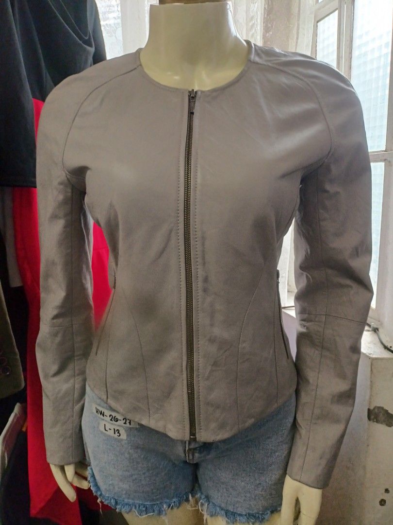 Chelsea 28 Leather Jacket (Category: Coats, Jackets and Outerwear) located in Rizal. Submitted by daddyjayofficialph (Listing ID 1468746357, Image 2). Description: Sale❗Sale❗Sale❗ Chelsea 28 Leather Jacket. Size: 18x21 Best Fit Small to Medium. Color: Gray. Condition: Excellent. No Issue. As New. Location: Rizal, Nueva Ecija. Ship Via J&T. DM📩.