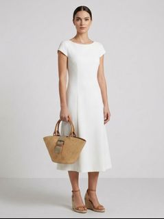 (Category: ) located in . Submitted by aithriftcloset (Listing ID 1468797278, Image 1). Description: .