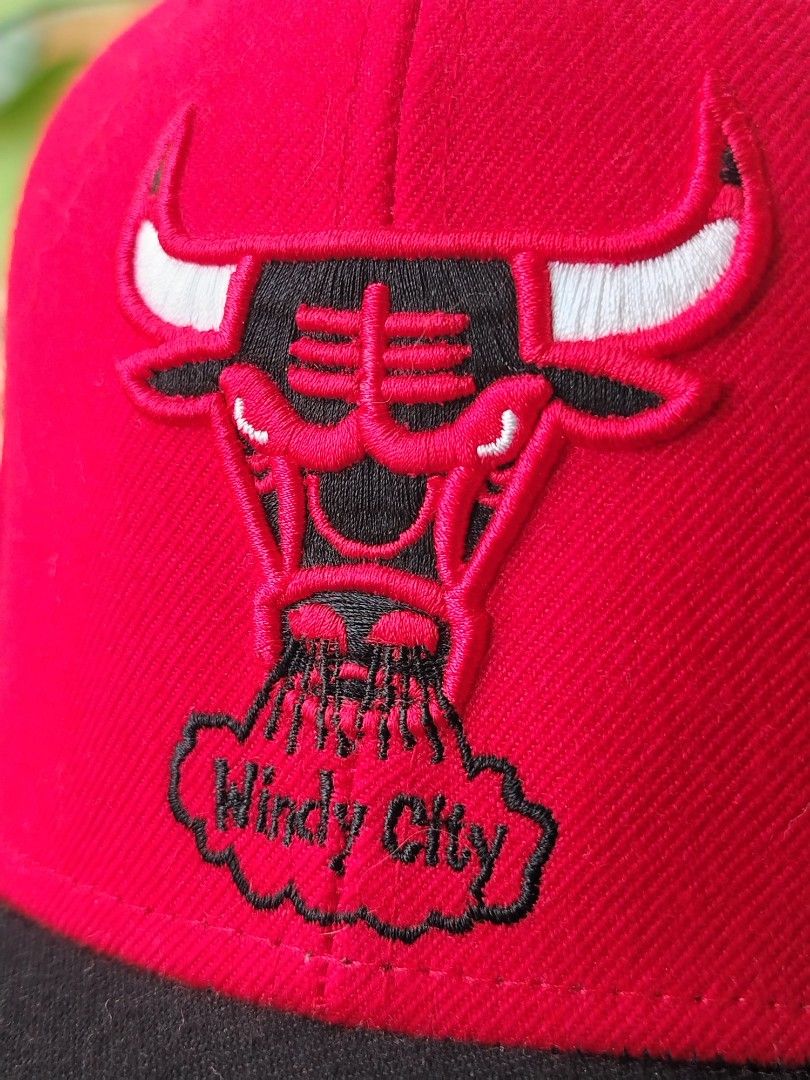 Chicago Bulls Cap (Category: Caps & Hats) located in Valenzuela. Submitted by athena_cypress (Listing ID 1468869621, Image 2). Description: .