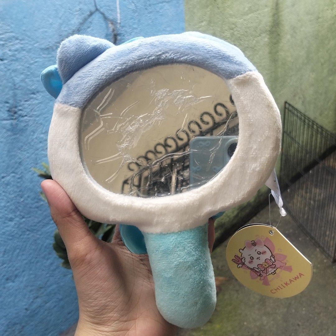 chiikawa hachiware plush hand mirror (Category: Plushies & Soft Toys) located in Manila. Submitted by ramiafern (Listing ID 1468891423, Image 2). Description: check photos for details San Mateo Rizal Gcash J&T express.