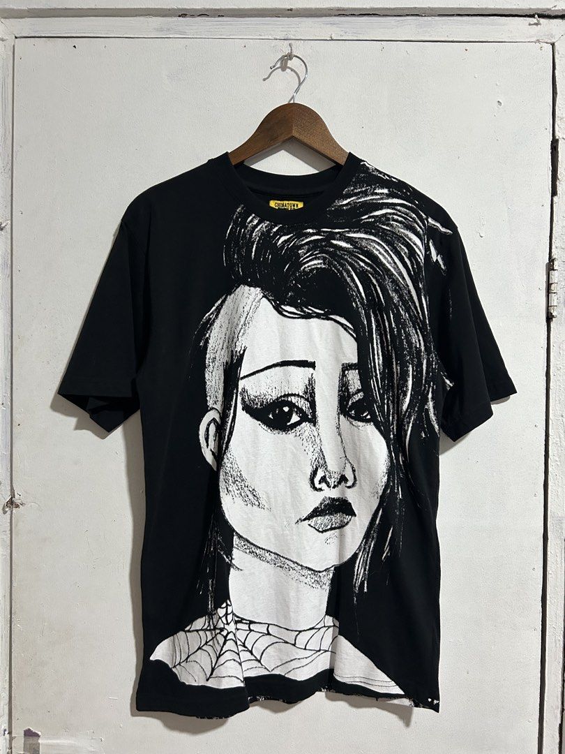 Chinatown Market “Faces” Shirt (Category: Tshirts & Polo Shirts ) located in Taguig. Submitted by jamesssssg. (Listing ID 1468741598, Image 2). Description: Chinatown Market “Faces” Shirt Pristine Condition Flawless Dimensions W 19 L 28 Can pass as brand new.