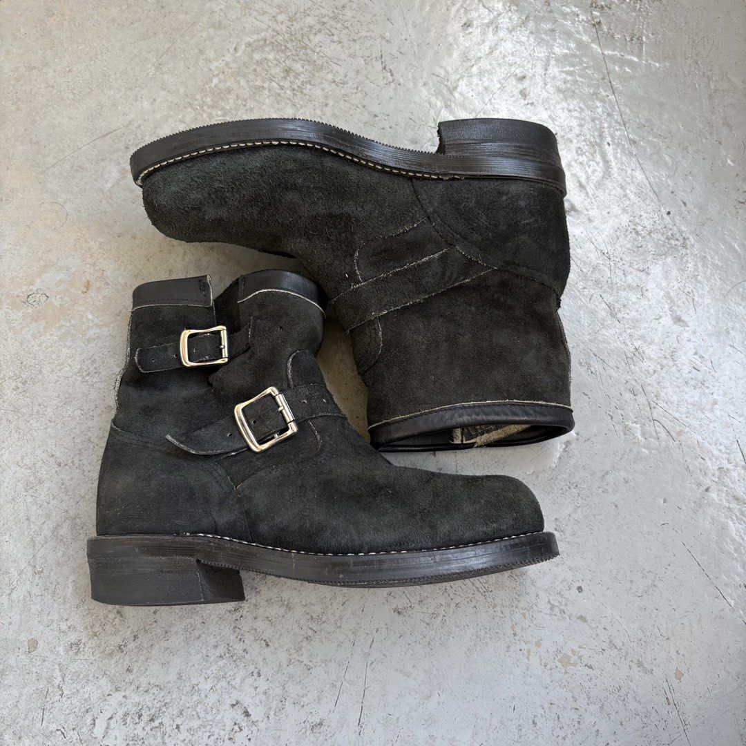 Chippewa Mid Suede Engineer Boots (Category: Boots) located in Naga. Submitted by reshelled (Listing ID 1468744583, Image 3). Description: Vintage Engineer boots by Chippewa Suede Roughout Boots Very Good Condition has minor drags but insoles and the ousole has still life on it Size 7E Made In USA .