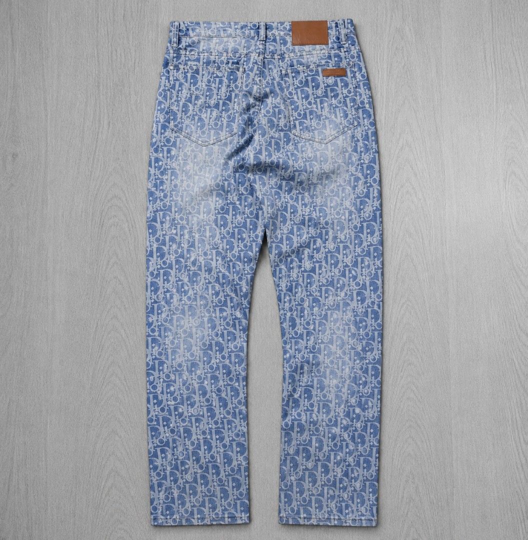 Christ!an D!or Oblique Monogram Denim Jeans (Category: Jeans) located in Taguig. Submitted by althriftdailyloots94 (Listing ID 1468911849, Image 1). Description: size 29-30 waist / 39 length good condition minor stains no tags / thrifted source only.