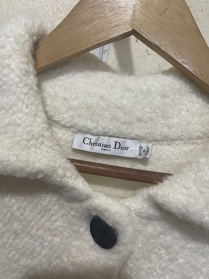 Christian Dior Fur Jacket (Category: Coats, Jackets and Outerwear) located in Tuguegarao City. Submitted by elyks11 (Listing ID 1468755012, Image 3). Description: 20x22 no flaws good as new.