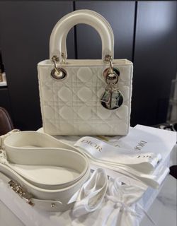 (Category: ) located in . Submitted by luxury_sg (Listing ID 1468808260, Image 1). Description: .