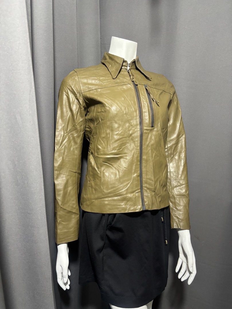 Christophe Lemaire Leather Jacket (Category: Coats, Jackets and Outerwear) located in Baguio. Submitted by thecollector2600 (Listing ID 1468740890, Image 2). Description: 200k retail price In good condition Signs of usage. Creases due to storage 17” x 22”.