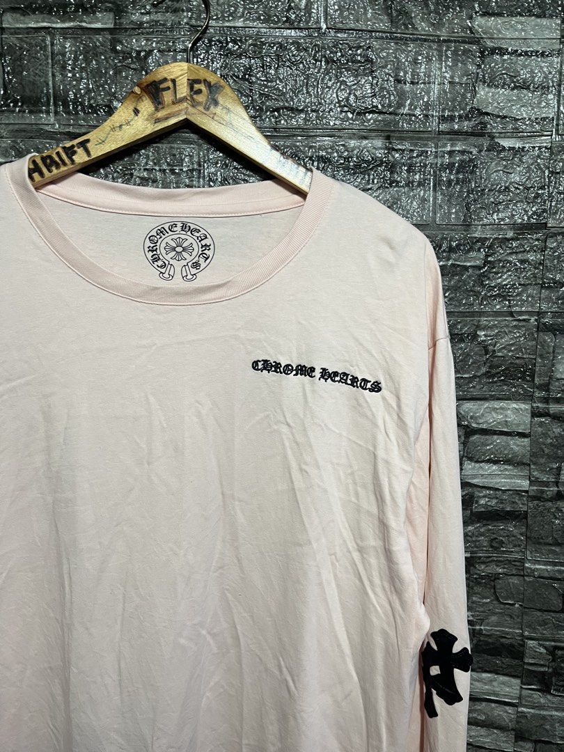 Chrome Hearts Patch Long Sleeve (Category: Coats, Jackets and Outerwear) located in Manila. Submitted by flex_curation (Listing ID 1468723948, Image 2). Description: 24x31 IN VERY GOOD CONDITION BACOOR CAVITE LOC.