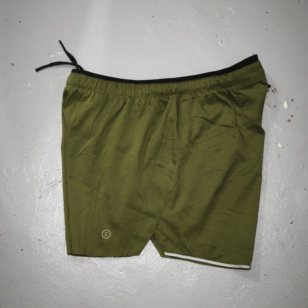 Ciele Athletic W DLYShort 4" Long Brief - Scout (Category: Shorts) located in Balingoan. Submitted by jagnusthrift.ph (Listing ID 1468840924, Image 1). Description: Ciele Athletic W DLYShort 4" Long Brief - Scout -Medium (30-34) -Excellent condition -10/10 color rate - Lightweight, stretchy recycled woven fabric - Moisture-wicking and odor-resistant COOLmatic | PLUS™ long liner - Zippered external pocket and internal key pocket - Reflective detai