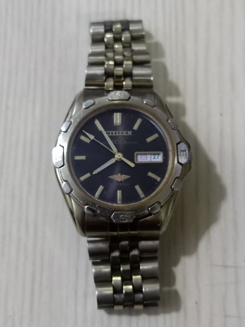 Citizen automatic (Category: Men's Watches) located in Las Pinas. Submitted by quick_deals_great_finds2 (Listing ID 1468881665, Image 1). Description: Original good working condition 38mm fits wrist 6.8 inches.